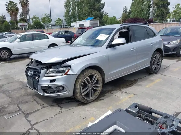 WA1CCAFP9GA089550 2016 AUDI SQ5 - Image 2