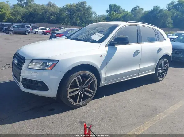 WA1CCAFP9HA065489 2017 AUDI SQ5 - Image 2