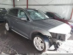 WA1CNAFY0J2023988 2018 AUDI Q5