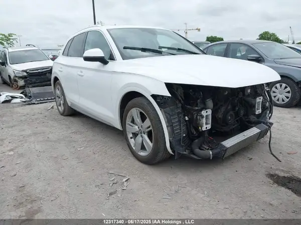 WA1CNAFY0J2030729 2018 AUDI Q5 - Image 1