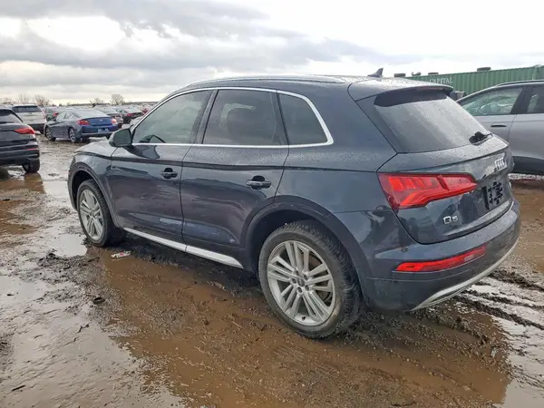 WA1CNAFY0J2031055 2018 AUDI Q5 - Image 2