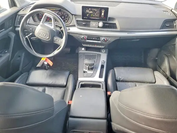 WA1CNAFY0J2063309 2018 AUDI Q5 - Image 8