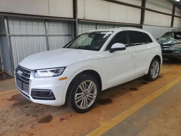 WA1CNAFY0J2112282 2018 AUDI Q5 - Image 1