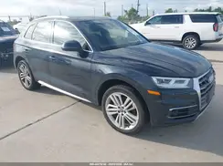 WA1CNAFY0J2126943 2018 AUDI Q5