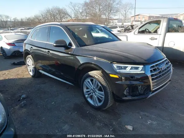 WA1CNAFY0J2198600 2018 AUDI Q5 - Image 1