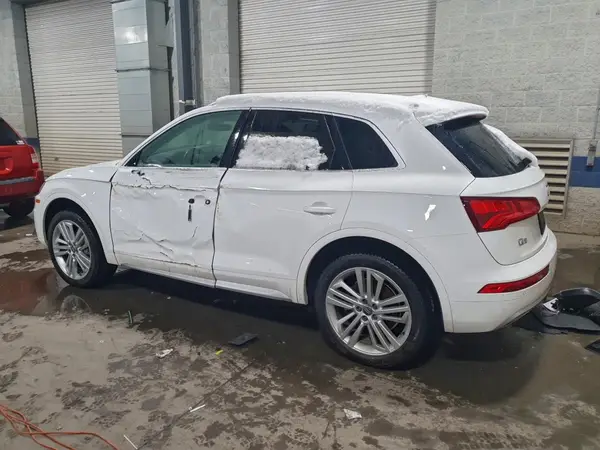 WA1CNAFY0J2206520 2018 AUDI Q5 - Image 2