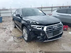 WA1CNAFY0J2227805 2018 AUDI Q5