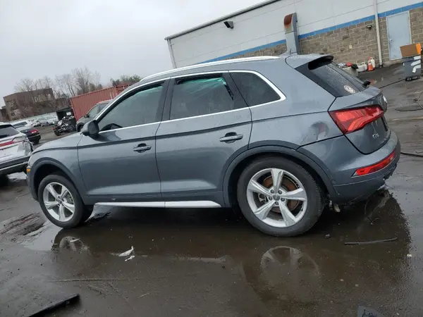 WA1CNAFY0L2091114 2020 AUDI Q5 - Image 2
