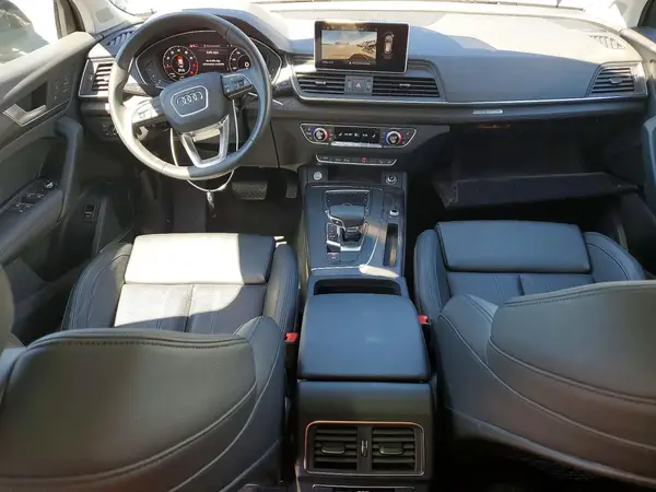 WA1CNAFY1J2067739 2018 AUDI Q5 - Image 8
