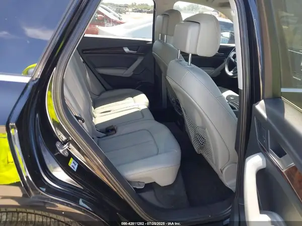WA1CNAFY1J2089708 2018 AUDI Q5 - Image 8