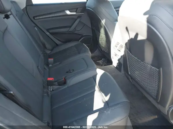 WA1CNAFY1J2129656 2018 AUDI Q5 - Image 8