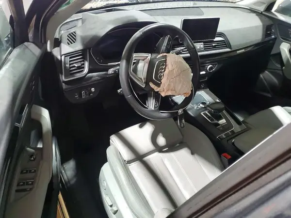 WA1CNAFY1J2168554 2018 AUDI Q5 - Image 8