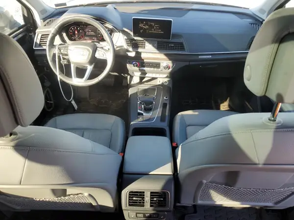 WA1CNAFY1J2196872 2018 AUDI Q5 - Image 8