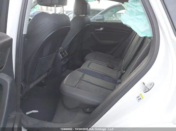 WA1CNAFY1J2212729 2018 AUDI Q5 - Image 8