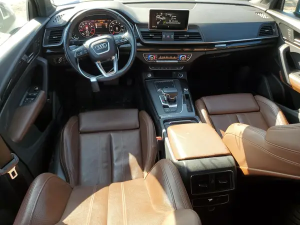 WA1CNAFY1K2035911 2019 AUDI Q5 - Image 8