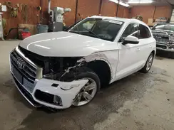 WA1CNAFY1K2066219 2019 AUDI Q5