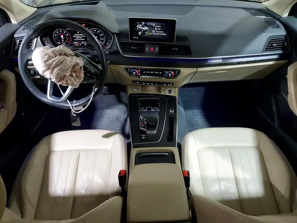 WA1CNAFY1L2053634 2020 AUDI Q5 - Image 8
