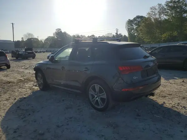 WA1CNAFY1L2074256 2020 AUDI Q5 - Image 2
