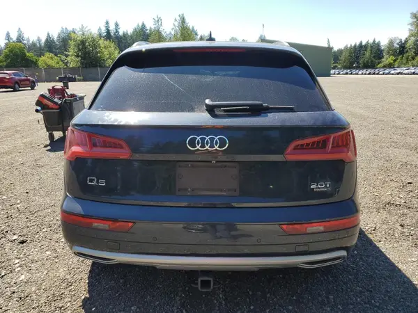 WA1CNAFY2J2027038 2018 AUDI Q5 - Image 4