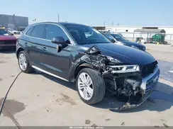 WA1CNAFY2J2073940 2018 AUDI Q5