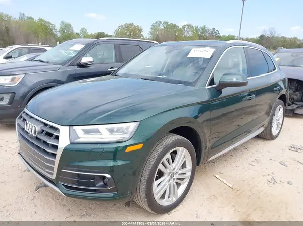 WA1CNAFY2J2087790 2018 AUDI Q5 - Image 2