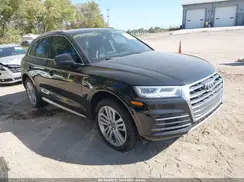WA1CNAFY2J2099597 2018 AUDI Q5