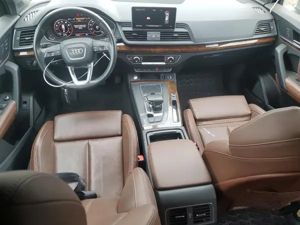 WA1CNAFY2J2120402 2018 AUDI Q5 - Image 8