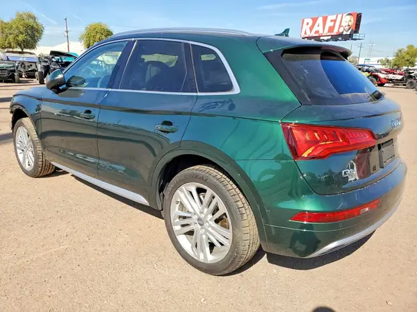WA1CNAFY2J2155814 2018 AUDI Q5 - Image 2