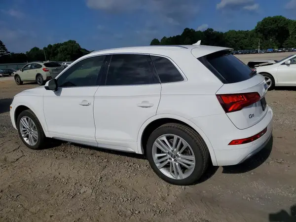 WA1CNAFY2J2200136 2018 AUDI Q5 - Image 2