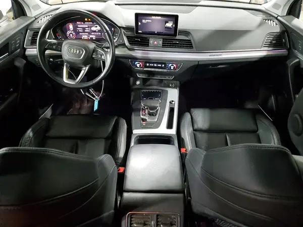 WA1CNAFY2J2218247 2018 AUDI Q5 - Image 8