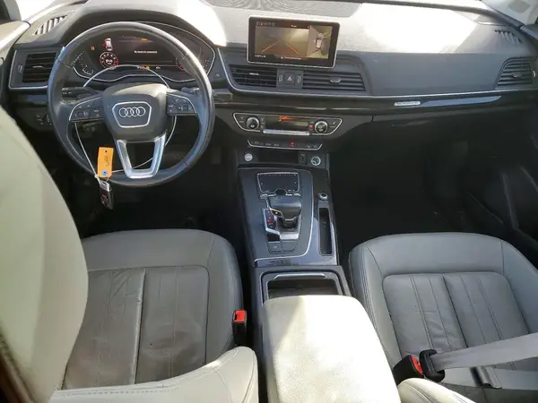 WA1CNAFY2J2224033 2018 AUDI Q5 - Image 8