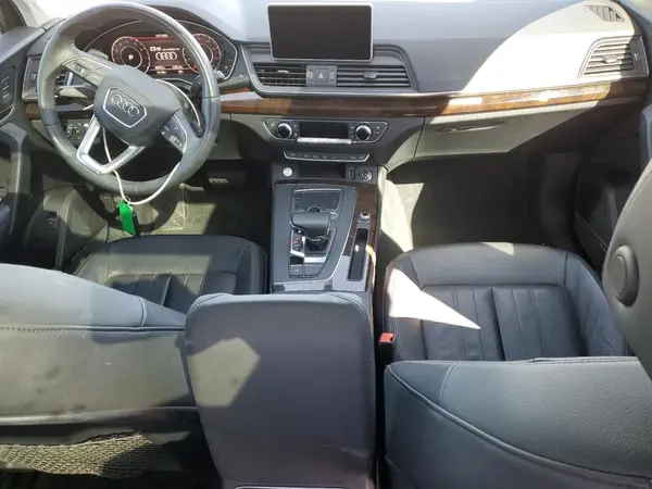 WA1CNAFY2K2053835 2019 AUDI Q5 - Image 8