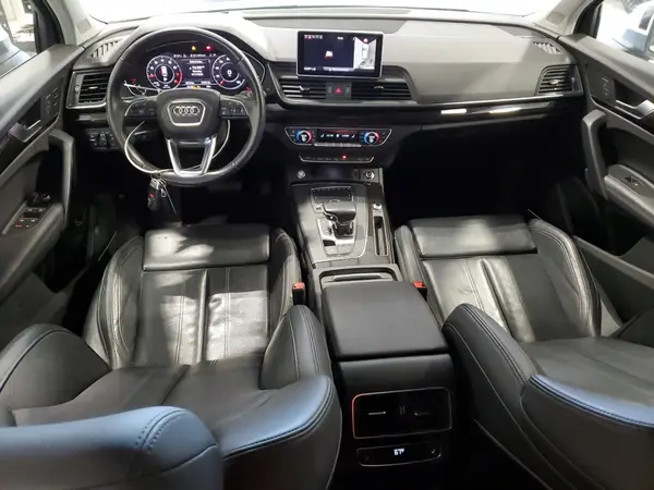 WA1CNAFY2K2067766 2019 AUDI Q5 - Image 8
