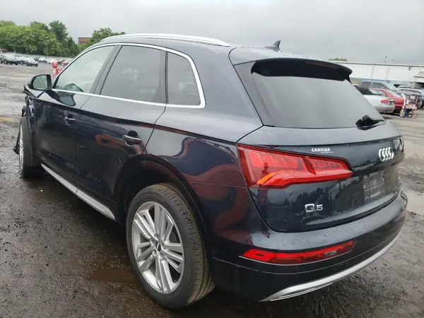 WA1CNAFY2L2083113 2020 AUDI Q5 - Image 2