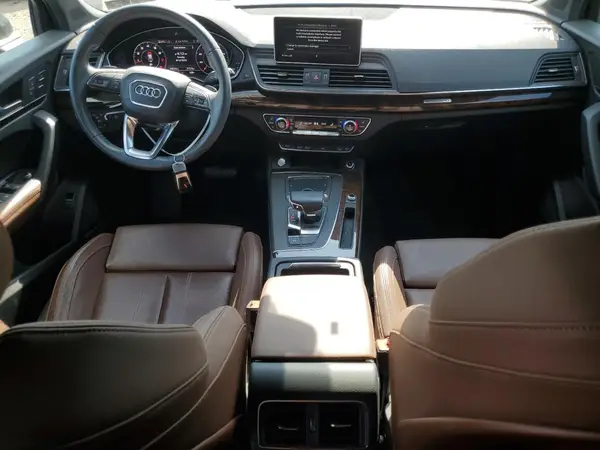 WA1CNAFY3J2023337 2018 AUDI Q5 - Image 8