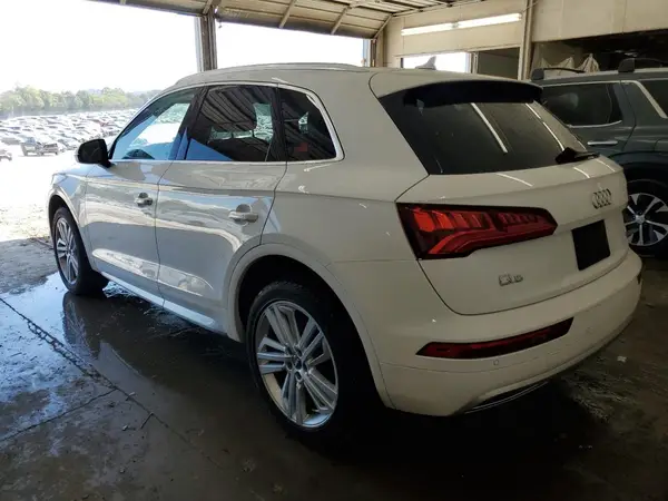 WA1CNAFY3J2066513 2018 AUDI Q5 - Image 2