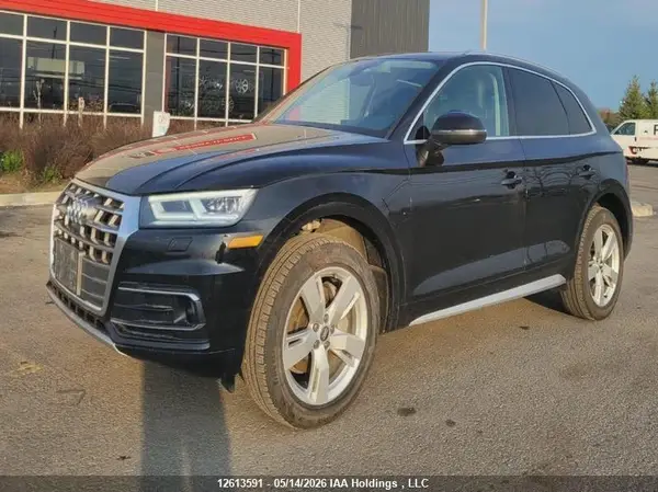 WA1CNAFY3J2087880 2018 AUDI Q5 - Image 2
