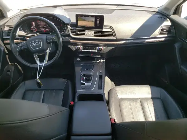 WA1CNAFY3J2099835 2018 AUDI Q5 - Image 8