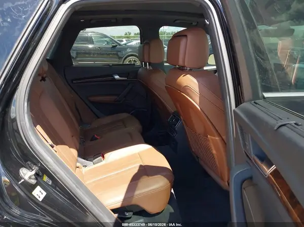WA1CNAFY3J2116424 2018 AUDI Q5 - Image 8