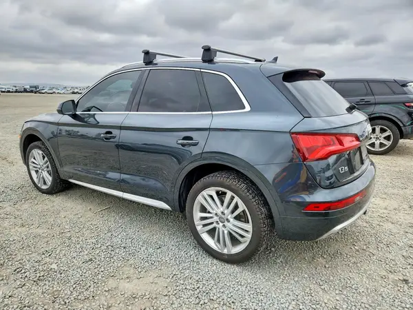 WA1CNAFY3J2121249 2018 AUDI Q5 - Image 2