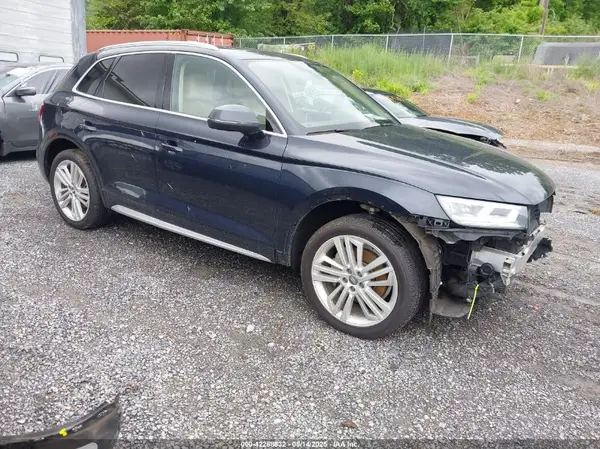 WA1CNAFY3J2141467 2018 AUDI Q5 - Image 1