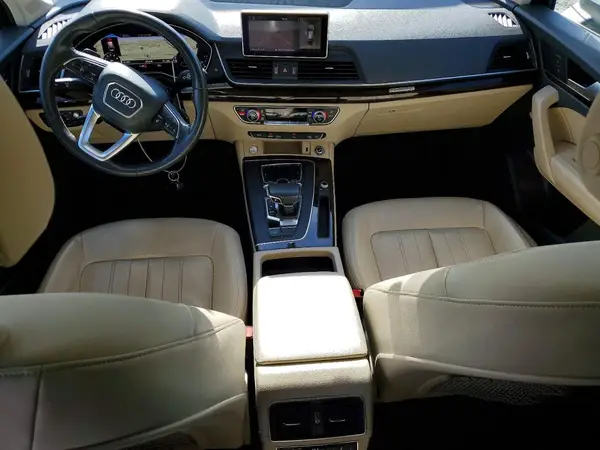 WA1CNAFY3J2184058 2018 AUDI Q5 - Image 8