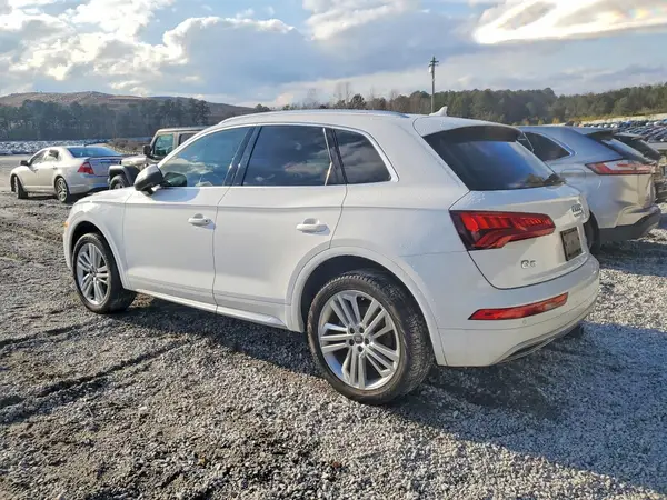 WA1CNAFY3J2201957 2018 AUDI Q5 - Image 2