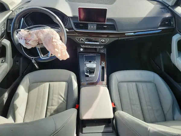 WA1CNAFY3J2230388 2018 AUDI Q5 - Image 8