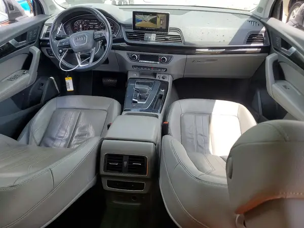 WA1CNAFY3K2034856 2019 AUDI Q5 - Image 8
