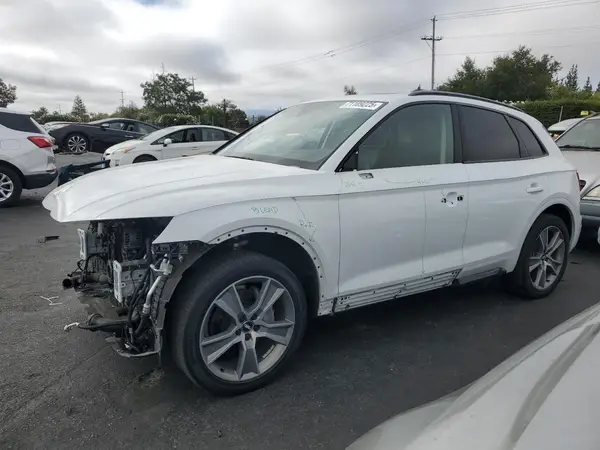 WA1CNAFY3K2106980 2019 AUDI Q5 - Image 1