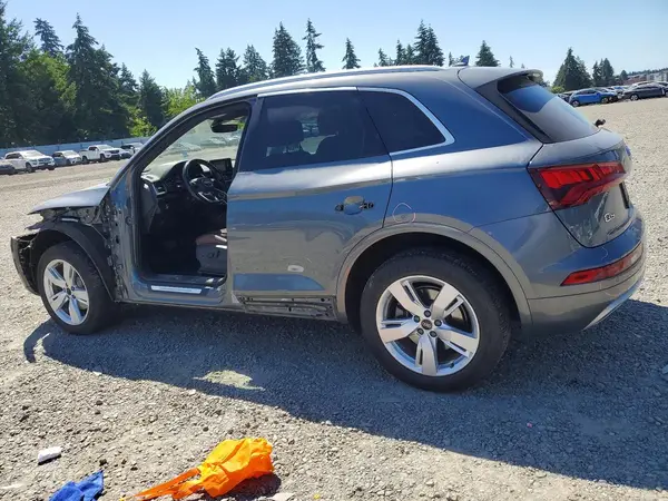 WA1CNAFY4J2029759 2018 AUDI Q5 - Image 2