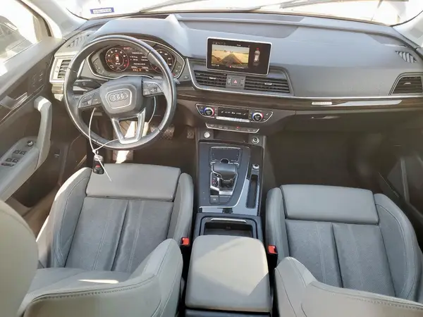 WA1CNAFY4J2031317 2018 AUDI Q5 - Image 8