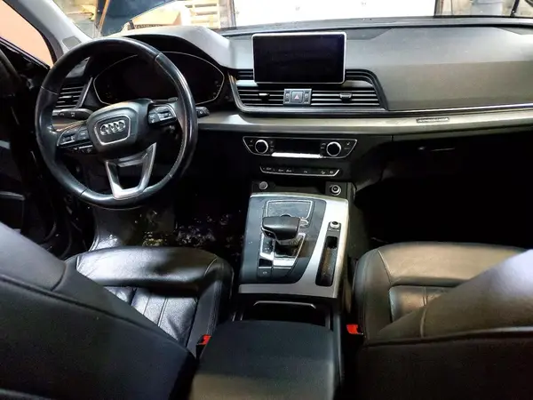 WA1CNAFY4J2033309 2018 AUDI Q5 - Image 8