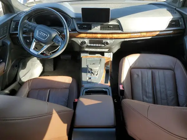 WA1CNAFY4J2070649 2018 AUDI Q5 - Image 8